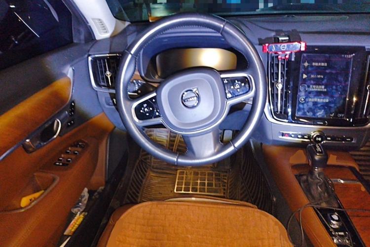 Used Volvo S90 2020 T5 Zhiyi Luxury Edition Steering Wheel