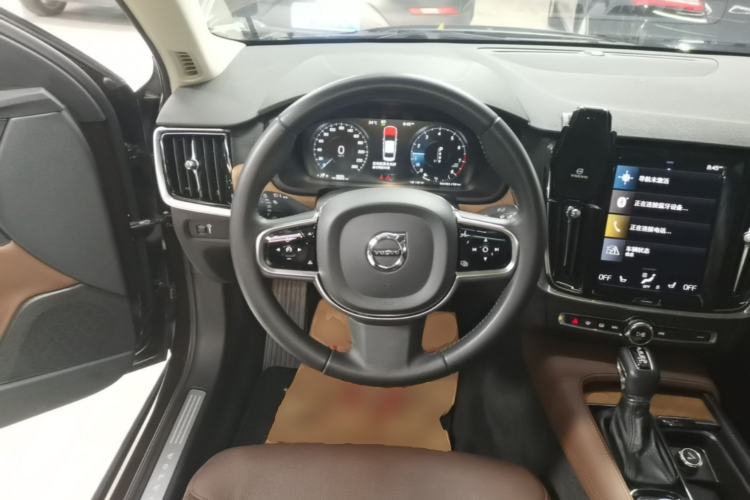 Used Volvo S90 2020 Facelifted T5 Zhiyi Luxury Edition Steering Wheel