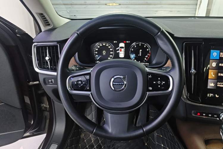 Used Volvo S90 2020 T5 Zhiyi Luxury Edition Steering Wheel