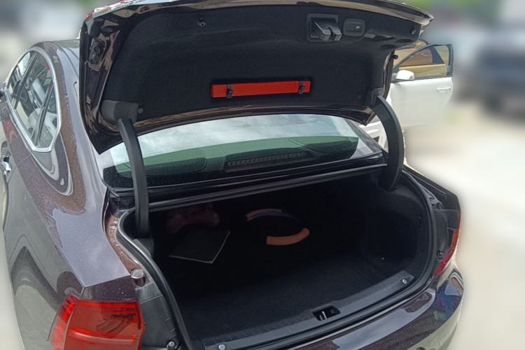 Used Volvo S90 2020 T5 Zhiyi Luxury Edition Trunk