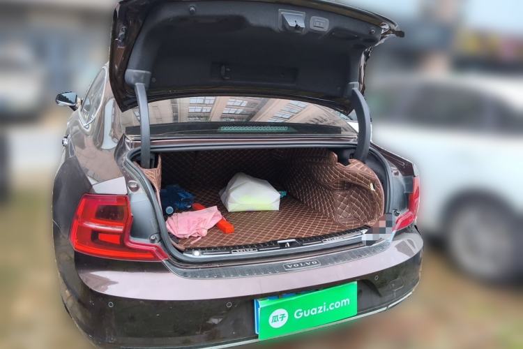 Used Volvo S90 2020 T5 Zhiyi Luxury Edition Trunk