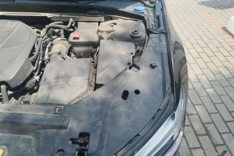 Used Volvo S90 2020 T5 Zhiyi Luxury Edition Engine Bay Left