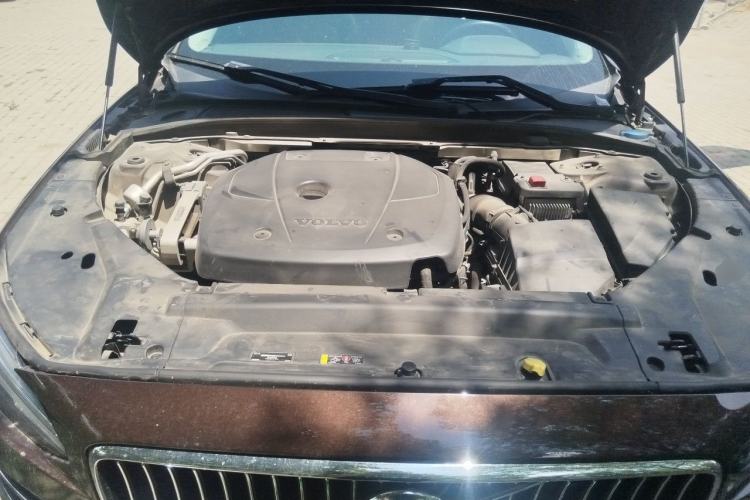 Used Volvo S90 2020 T5 Zhiyi Luxury Edition Engine Bay