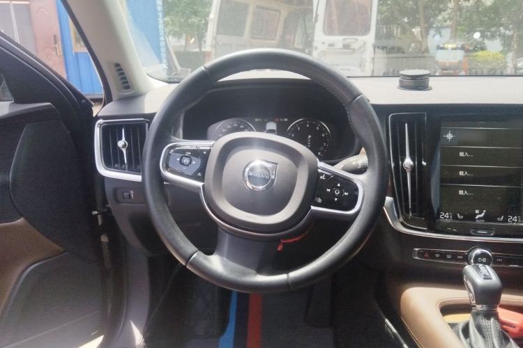 Used Volvo S90 2020 T5 Zhiyi Luxury Edition Steering Wheel