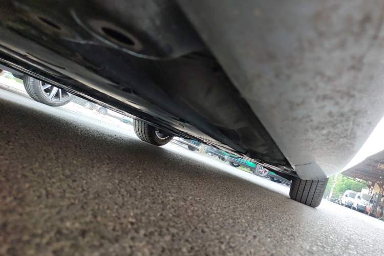 Used Volvo S90 2020 T5 Zhiyi Luxury Edition Chassis Front Left
