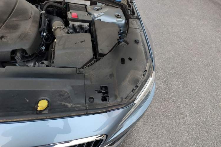 Used Volvo S90 2020 T5 Zhiyi Luxury Edition Engine Bay Left