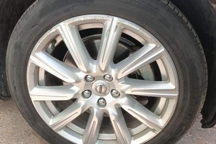 Used Volvo S90 2020 T5 Zhiyi Luxury Edition Right Front Wheel Hub