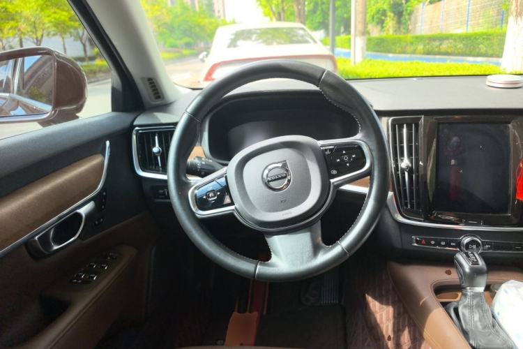Used Volvo S90 2020 T5 Zhiyi Luxury Edition Steering Wheel