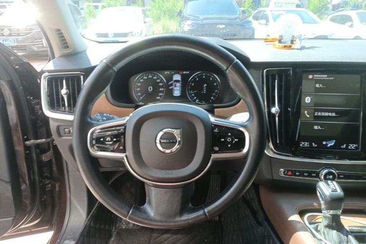 Used Volvo S90 2020 T5 Zhiyi Luxury Edition Steering Wheel