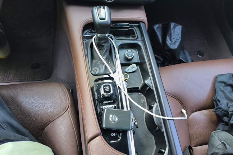 Used Volvo S90 2020 T5 Zhiyi Luxury Edition Gear Lever