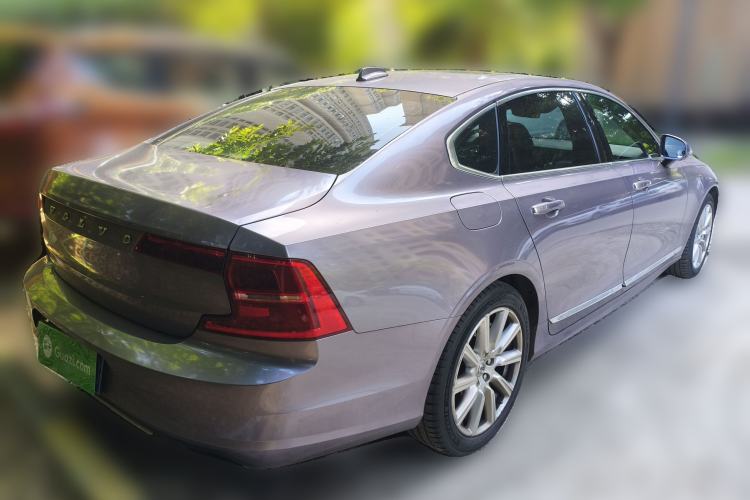 Used Volvo S90 2020 T5 Zhiyi Luxury Edition Rear Right 45 Deg