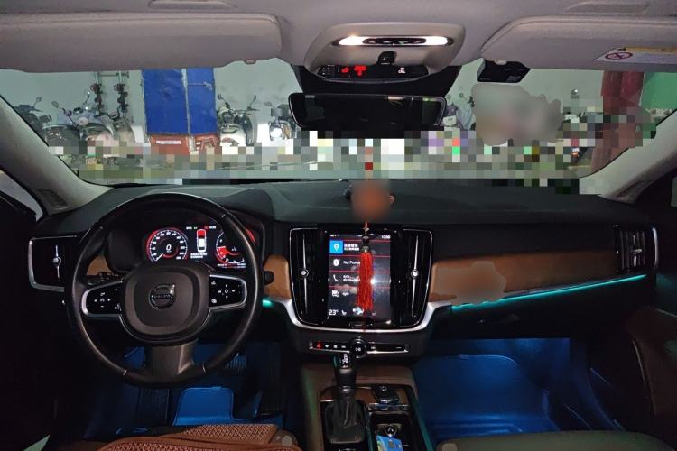 Used Volvo S90 2020 T5 Zhiyi Luxury Edition Center Console