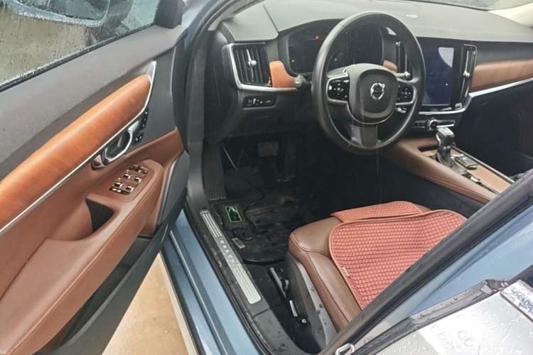 Used Volvo S90 2020 T5 Zhiyi Luxury Edition Driver Seat