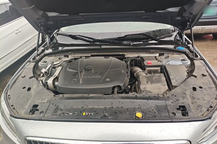 Used Volvo S90 2020 T5 Zhiyi Luxury Edition Engine Bay