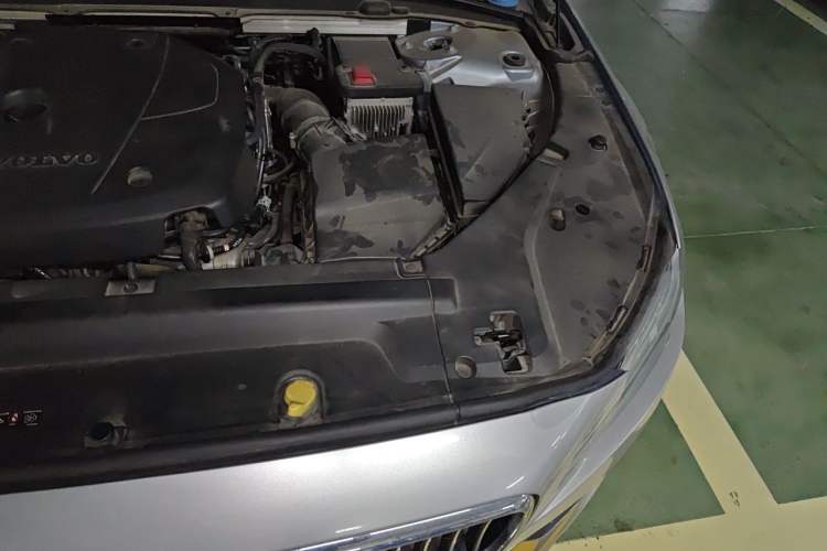 Used Volvo S90 2020 T5 Zhiyi Luxury Edition Engine Bay Left