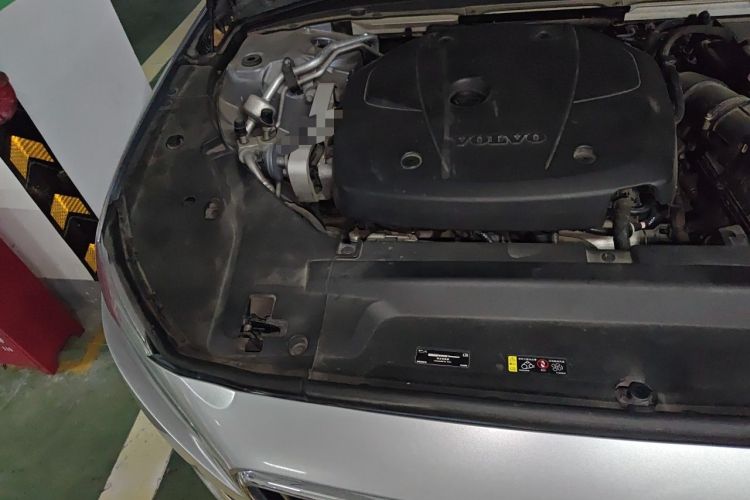 Used Volvo S90 2020 T5 Zhiyi Luxury Edition Engine Bay Right