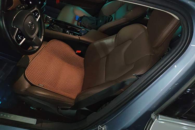 Used Volvo S90 2020 T5 Zhiyi Luxury Edition Left Front Seat