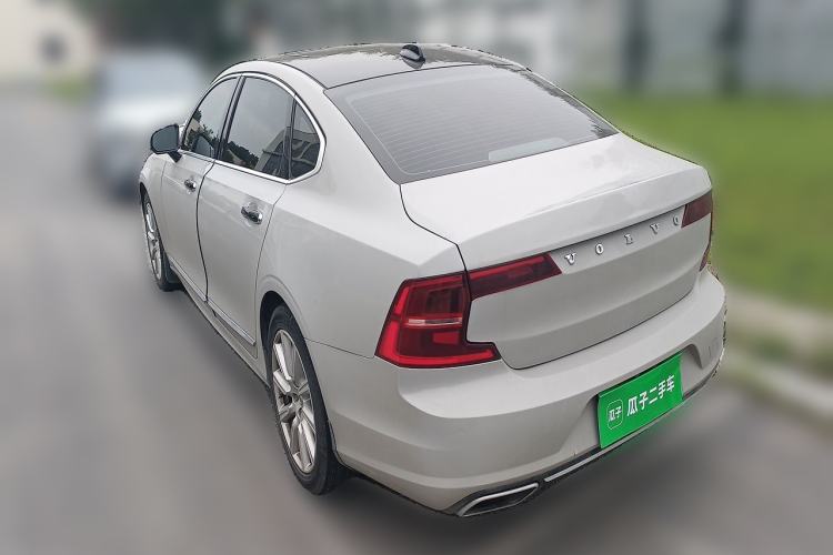 Used Volvo S90 2020 T5 Zhiyi Luxury Edition Rear Left 45 Deg
