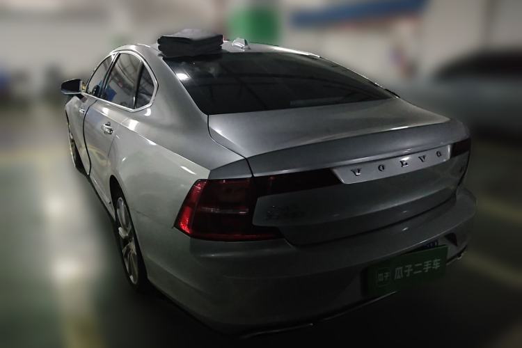 Used Volvo S90 2020 T5 Zhiyi Luxury Edition Rear Left 45 Deg