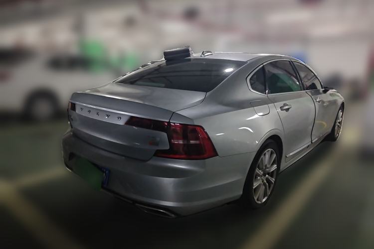 Used Volvo S90 2020 T5 Zhiyi Luxury Edition Rear Right 45 Deg
