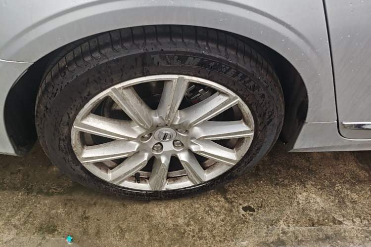 Used Volvo S90 2020 T5 Zhiyi Luxury Edition Right Rear Wheel Hub