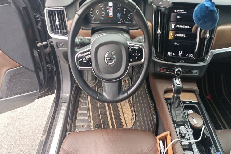 Used Volvo S90 2020 T5 Zhiyi Luxury Edition Steering Wheel