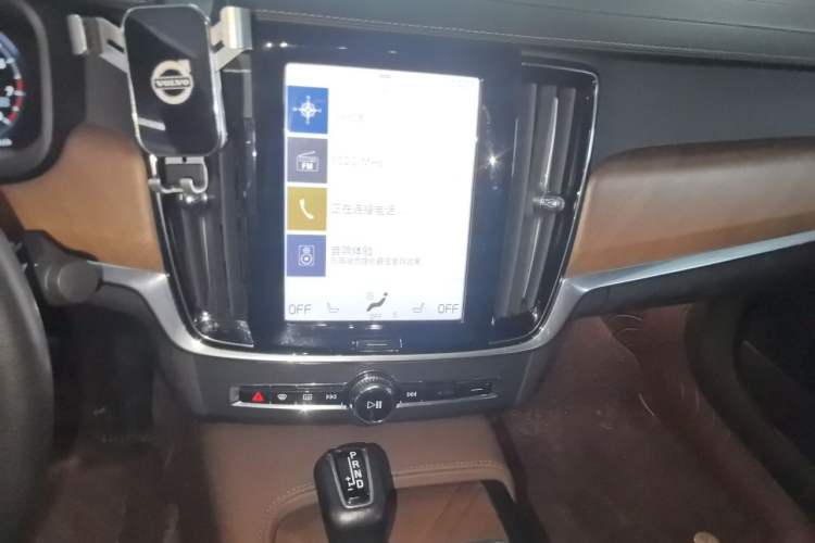 Used Volvo S90 2020 T5 Zhiyuan Luxury Edition Audio And AC Panel
