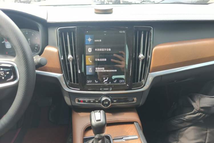 Used Volvo S90 2020 T5 Zhiyuan Luxury Edition Audio And AC Panel