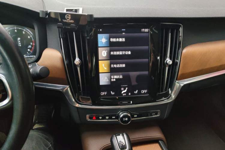 Used Volvo S90 2020 T5 Zhiyi Luxury Edition Audio And AC Panel
