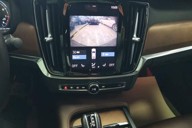 Used Volvo S90 2020 T5 Zhiyi Luxury Edition Audio And AC Panel