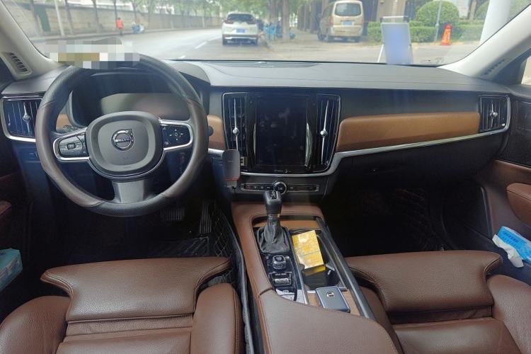 Used Volvo S90 2020 T5 Zhiyuan Luxury Edition Center Console