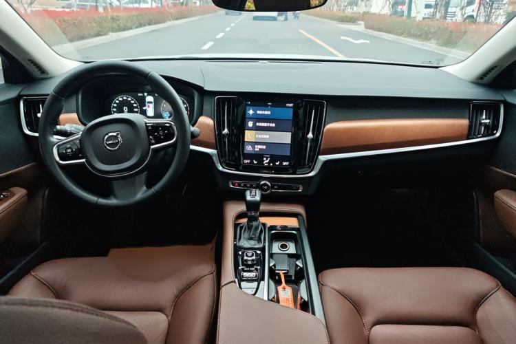 Used Volvo S90 2020 T5 Zhiyi Luxury Edition Center Console