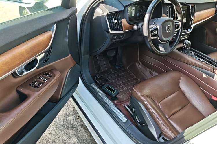 Used Volvo S90 2020 T5 Zhiyi Luxury Edition Driver Seat
