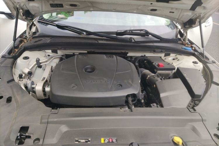 Used Volvo S90 2020 Facelifted T5 Zhiyi Luxury Edition Engine Bay
