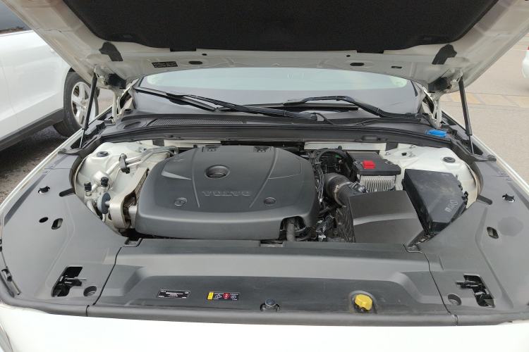 Used Volvo S90 2020 Facelifted T5 Zhiyi Luxury Edition Engine Bay