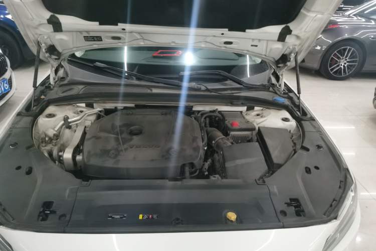 Used Volvo S90 2020 Facelifted T5 Zhiyi Luxury Edition Engine Bay
