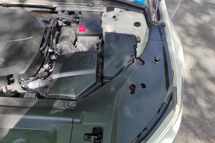 Used Volvo S90 2020 T5 Zhiya Luxury Edition Engine Bay Left
