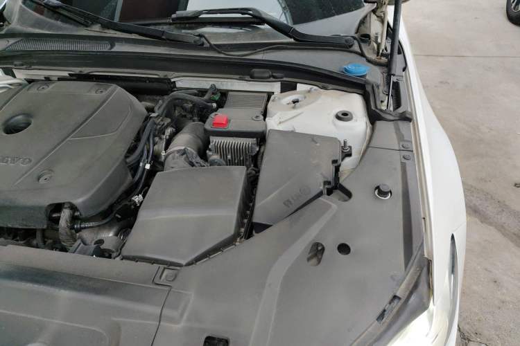 Used Volvo S90 2020 T5 Zhiyi Luxury Edition Engine Bay Left