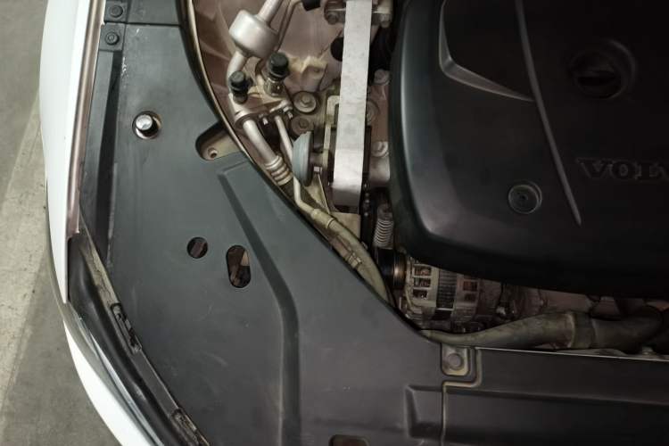 Used Volvo S90 2020 T5 Zhiyi Luxury Edition Engine Bay Right