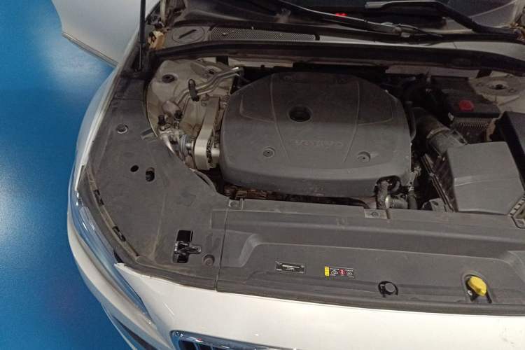 Used Volvo S90 2020 Facelifted T5 Zhiyi Luxury Edition Engine Bay Right