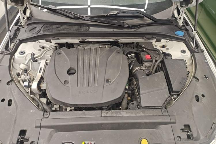 Used Volvo S90 2020 Facelifted T5 Zhiyi Luxury Edition Engine Bay