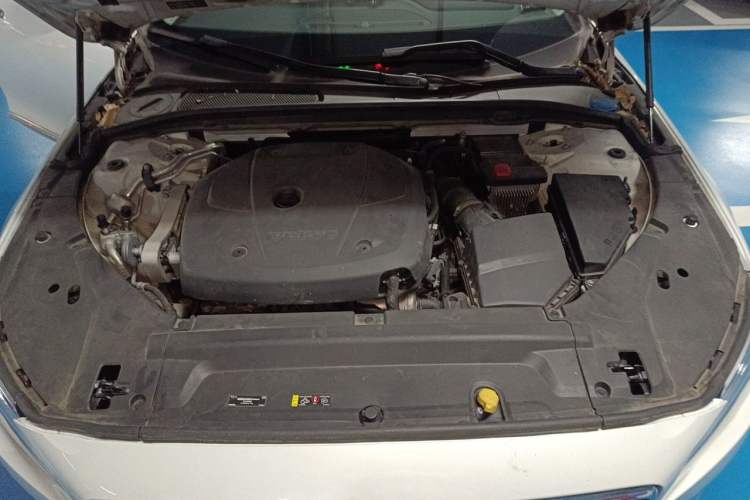 Used Volvo S90 2020 Facelifted T5 Zhiyi Luxury Edition Engine Bay