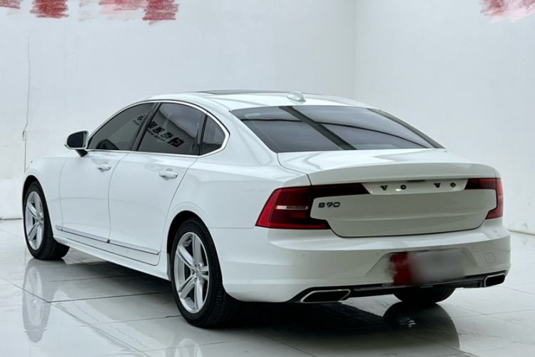 Used Volvo S90 2020 T4 SmartDrive Luxury Edition Exterior 1