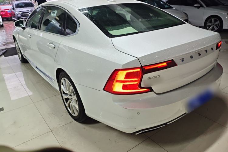 Used Volvo S90 2020 T5 Zhiyi Luxury Edition Exterior 2