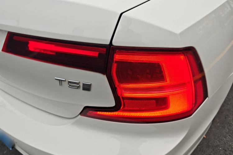 Used Volvo S90 2020 T5 Zhiyi Luxury Edition Exterior 3