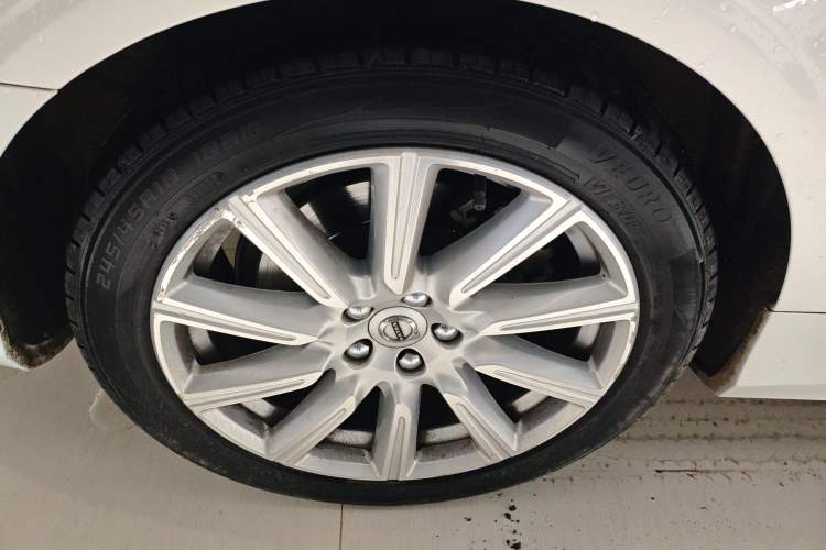 Used Volvo S90 2020 T5 Zhiyi Luxury Edition Exterior 5