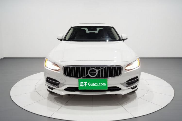 Used Volvo S90 2020 Facelift T5 Smart & Luxurious Edition Front