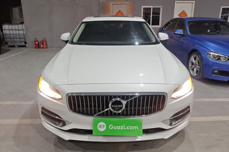 Used Volvo S90 2020 Facelift T5 Smart & Luxurious Edition Front