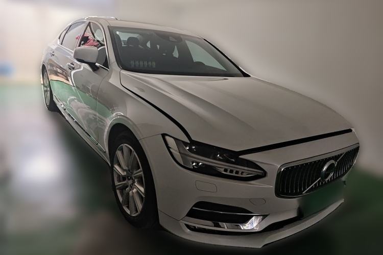 Used Volvo S90 2020 T5 Zhiyuan Luxury Edition Front Right 45 Deg