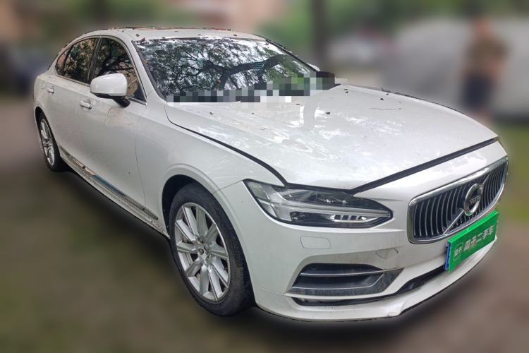 Used Volvo S90 2020 T5 Zhiyuan Luxury Edition Front Right 45 Deg